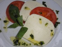 Mozzarela s paradajkou